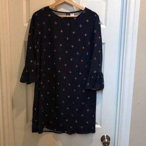 old navy patterned bell sleeve ruffle tunic dress